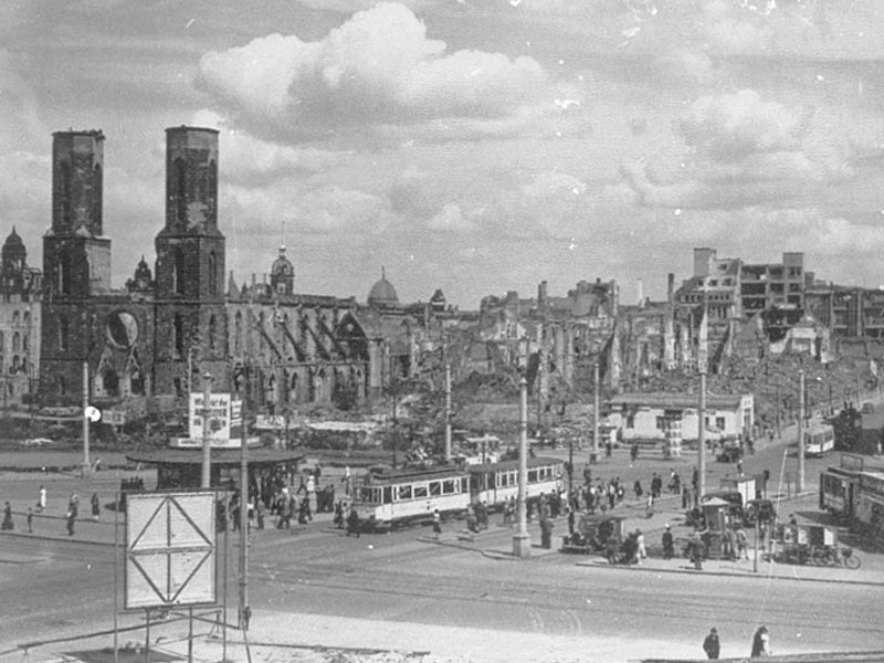 Postplatz   Sophienkirche   Wilsdruffer Straße